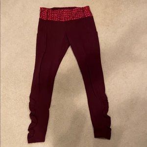 Lululemon burgundy leggings with pockets!
